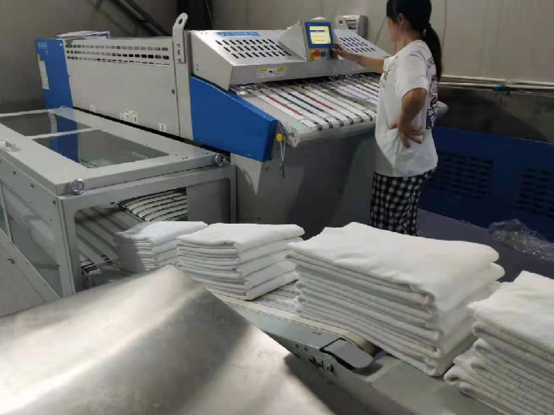 新疆巾类折叠机-02